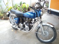 Blue Royal Enfield Bullet Standard 350