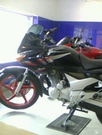 Black Hero Karizma R