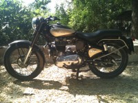 Chocolate. Royal Enfield Bullet Standard 350