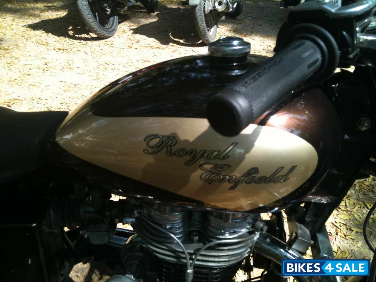 Chocolate. Royal Enfield Bullet Standard 350