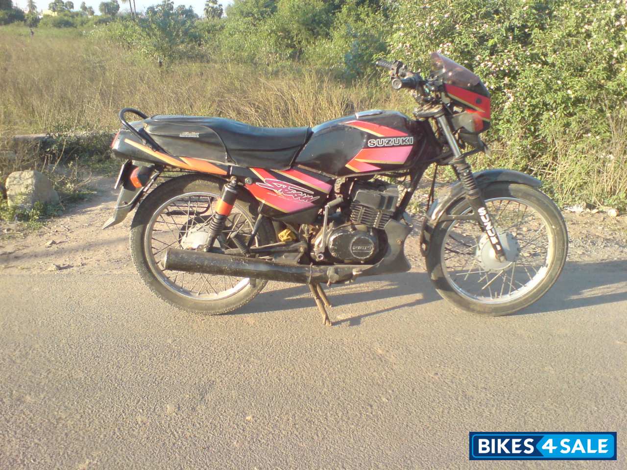 Black Suzuki Shogun