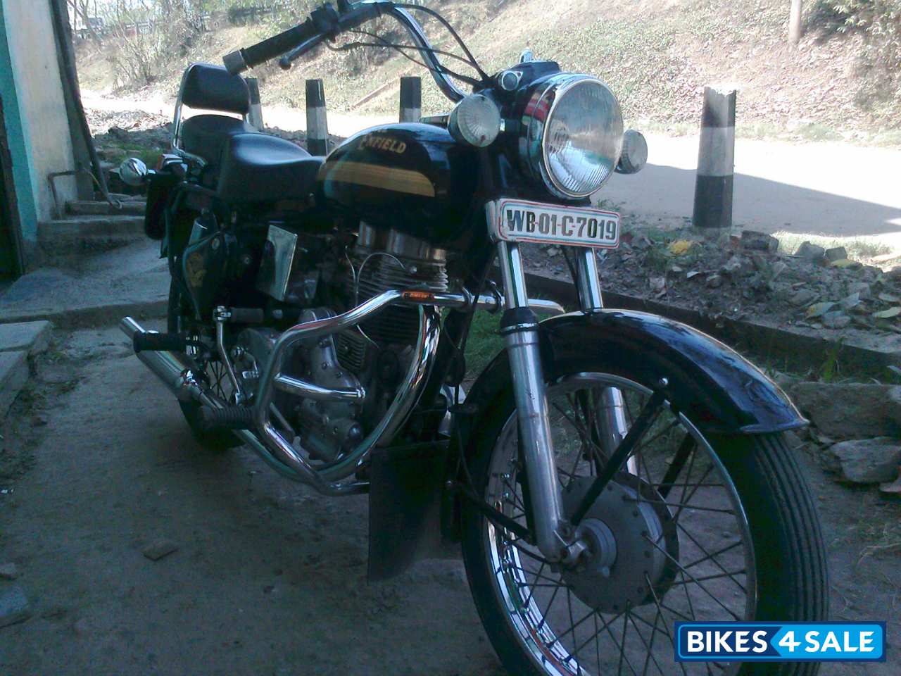 Black Royal Enfield Classic 350
