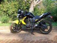 Yellow Black Yamaha FZ-S