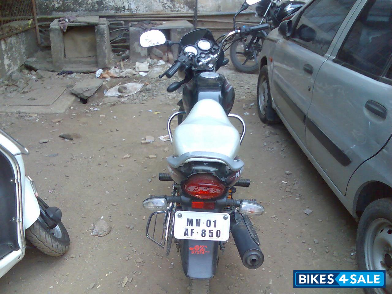 Black Bajaj Platina 100