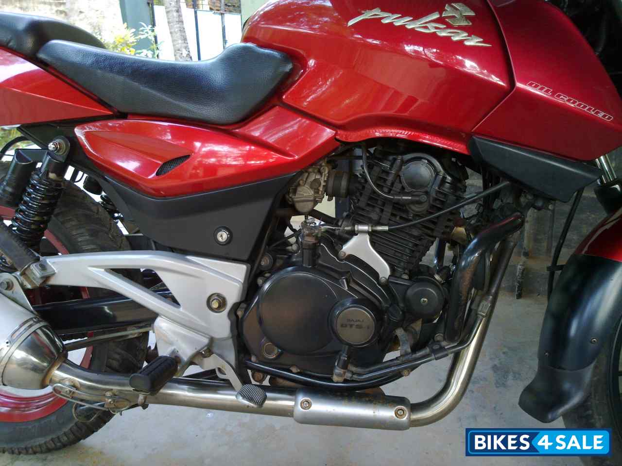 Wine Red Bajaj Pulsar 200 DTSi Wine Red Bajaj Pulsar 200 DTSi