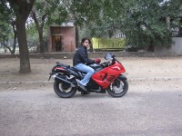 Black And Red Hero Karizma R