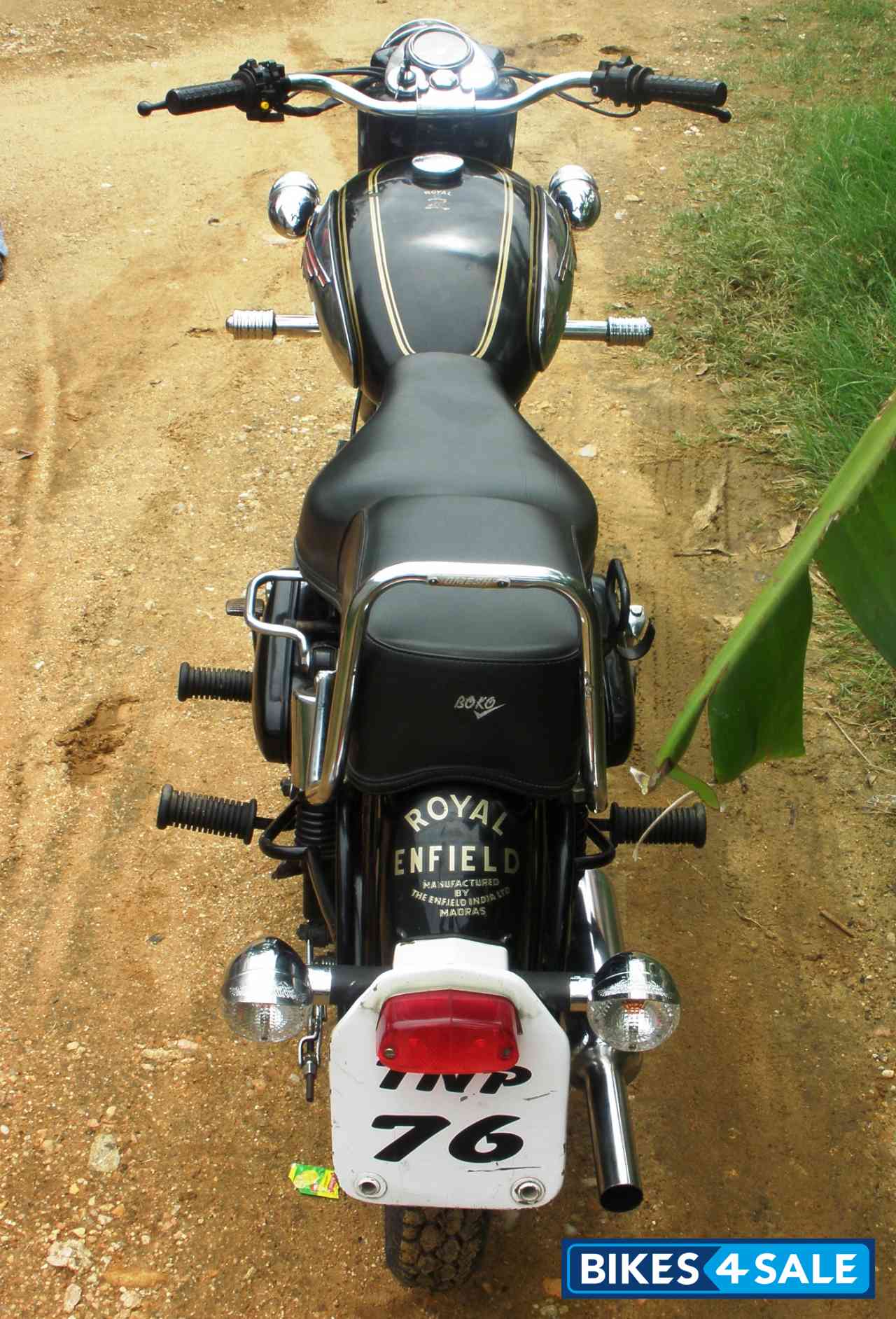 Black Royal Enfield Bullet Standard 350