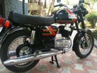 Black Ideal Jawa Yezdi RoadKing