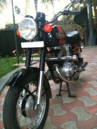 Black Ideal Jawa Yezdi RoadKing