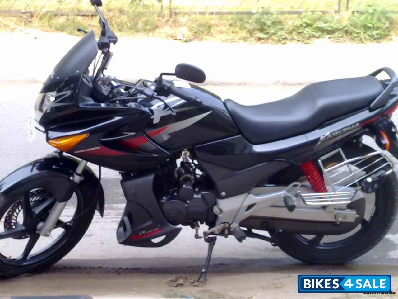 Black Hero Karizma R