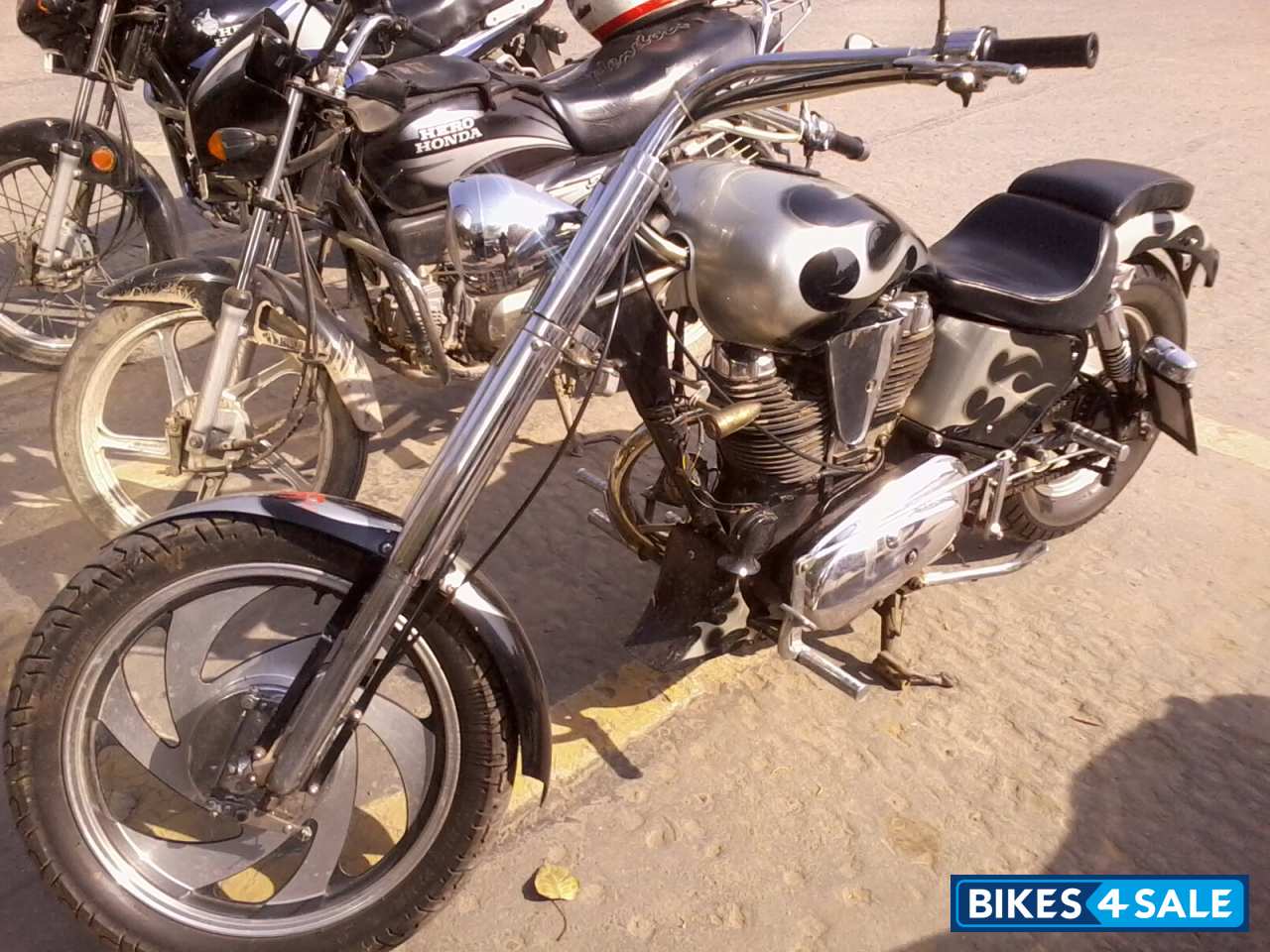 Black And Silver(designed) Royal Enfield Bullet Standard 350 Black And Silver(designed) Royal Enfield Bullet Standard 350