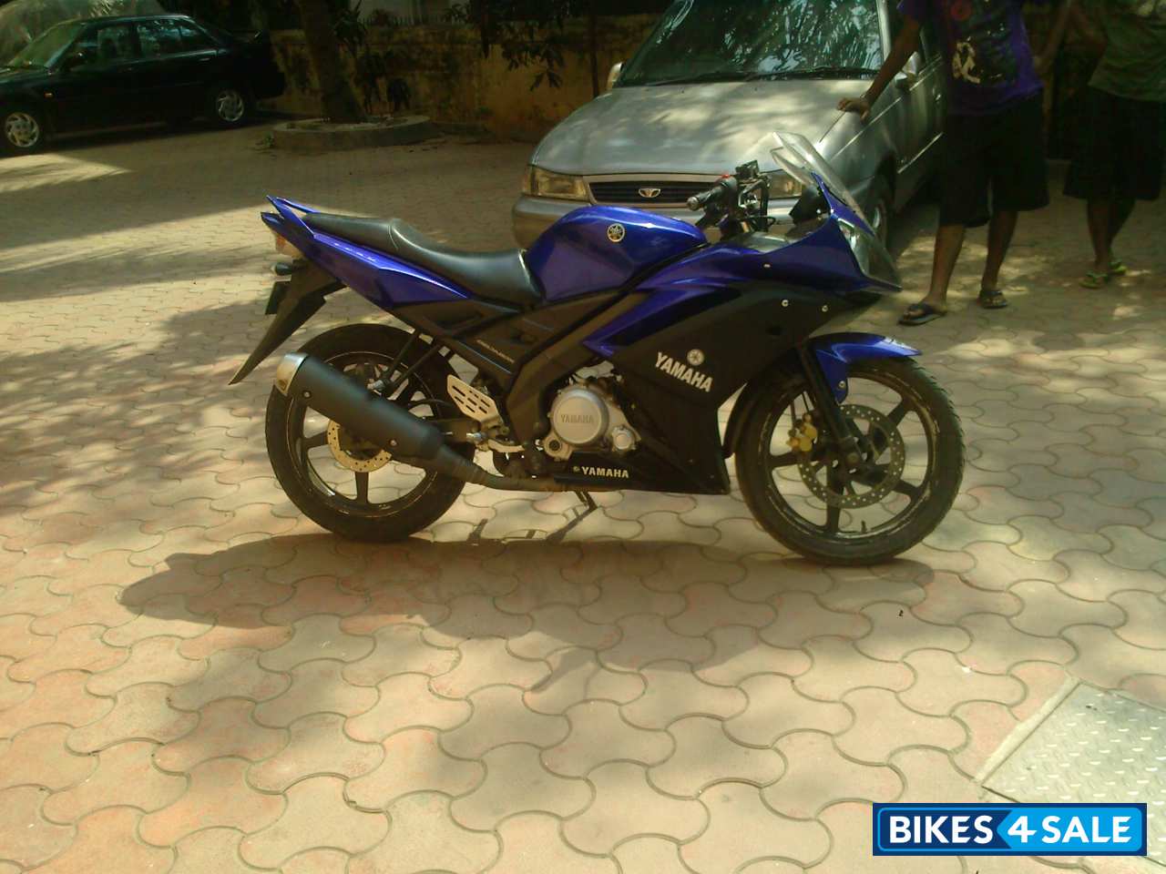 Blue Yamaha YZF R15