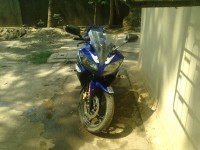 Blue Yamaha YZF R15