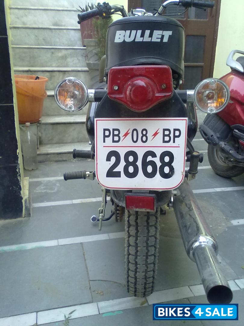 Black Royal Enfield Bullet Standard 350 Black Royal Enfield Bullet Standard 350