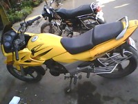 Yellow Hero Karizma R