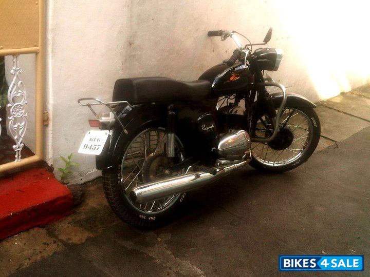 Black Vintage Bike  rajdoot