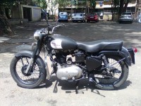 Matt Black Royal Enfield Bullet Standard 350