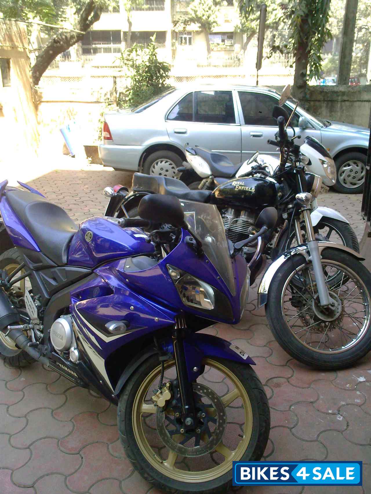 Blue Yamaha YZF R15