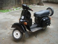 Black Bajaj Super