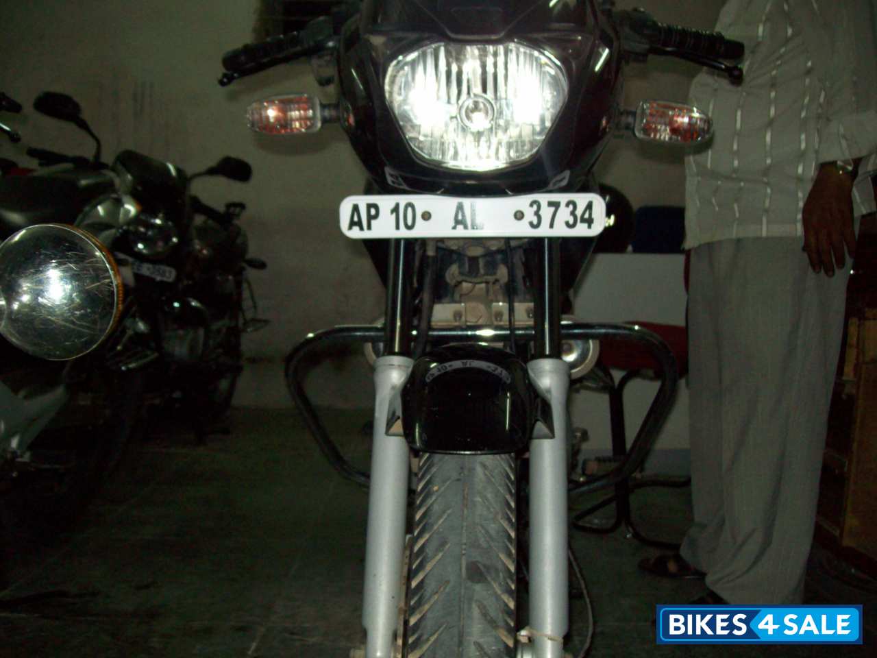 Black Bajaj Pulsar 150 DTSi