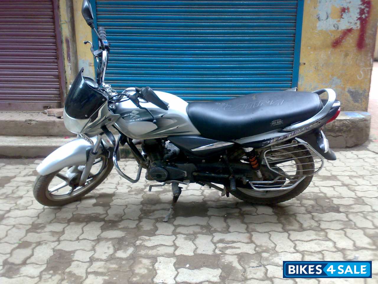 Silver Bajaj Platina 100