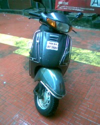 Grey Honda Activa