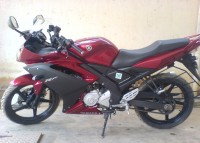 Red Yamaha YZF R15