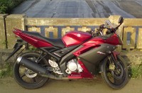 Red Yamaha YZF R15