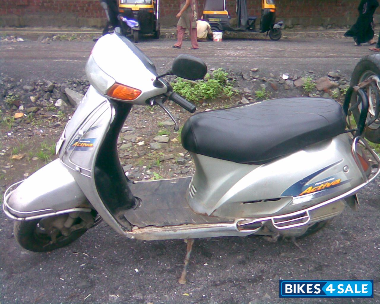 Silver Honda Activa Silver Honda Activa