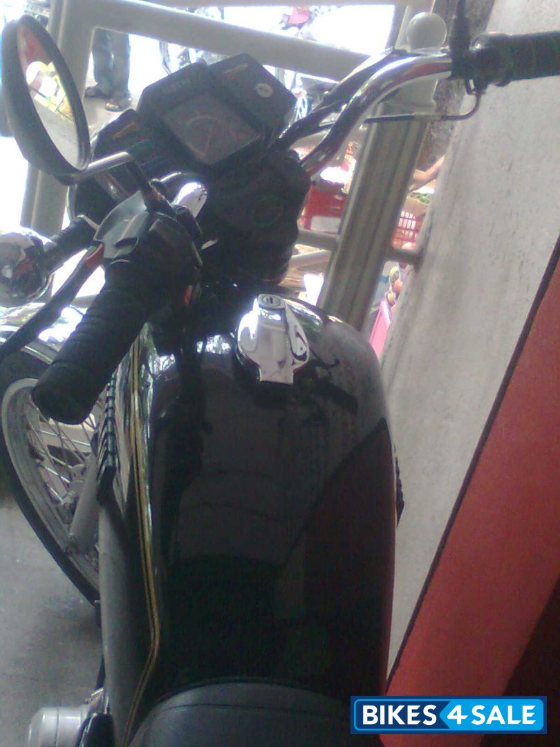 Black Yamaha RX 100