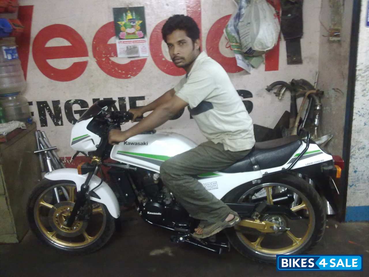 White Imported Kawasaki AR 125 LC White Imported Kawasaki AR 125 LC