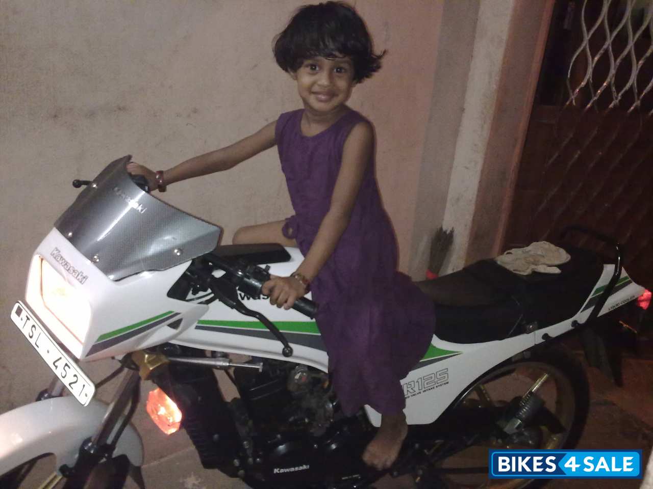 White Imported Kawasaki AR 125 LC White Imported Kawasaki AR 125 LC