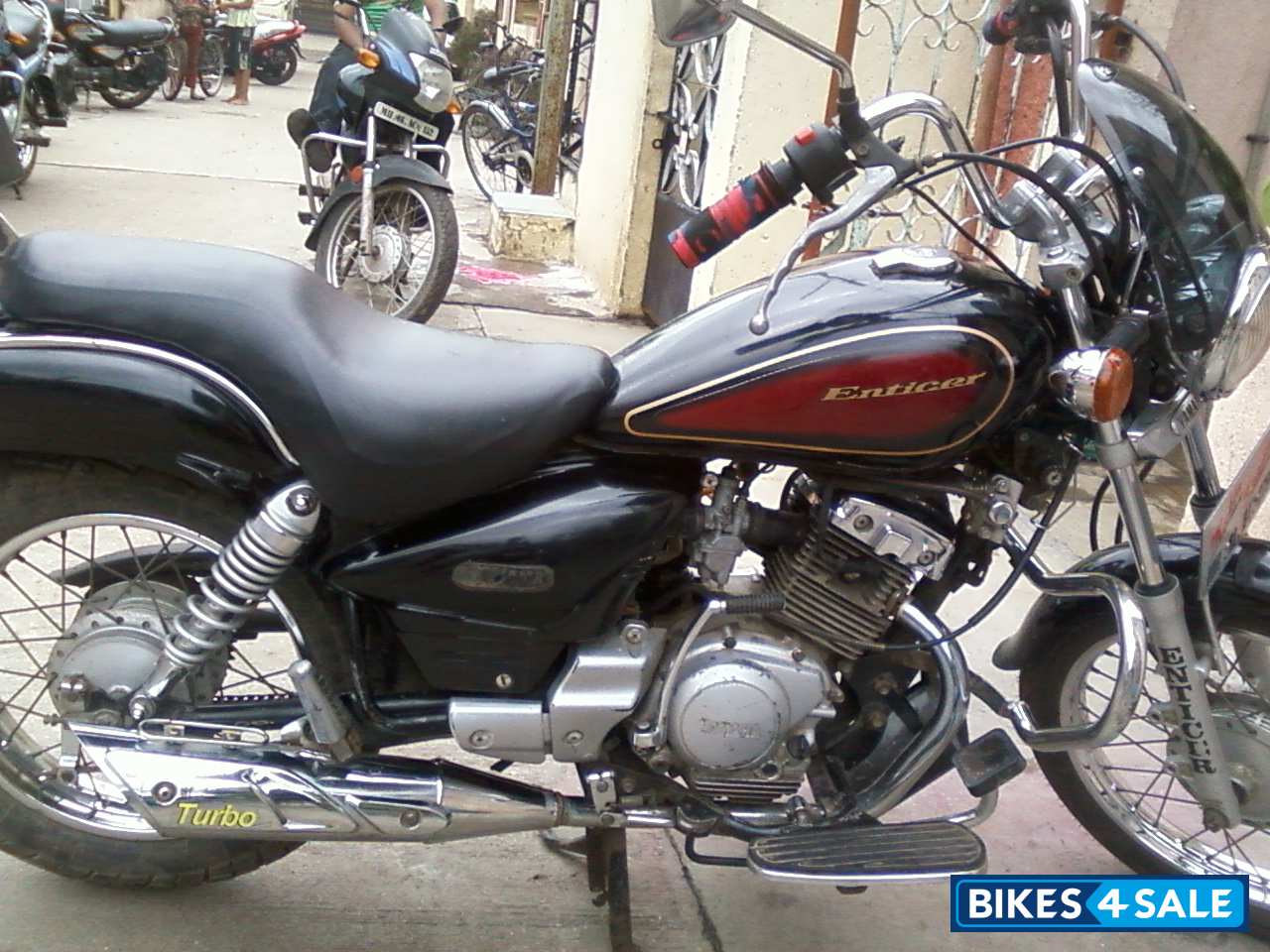 Used 2003 model Yamaha Enticer for sale in Pune. ID 59695. Black colour Bikes4Sale