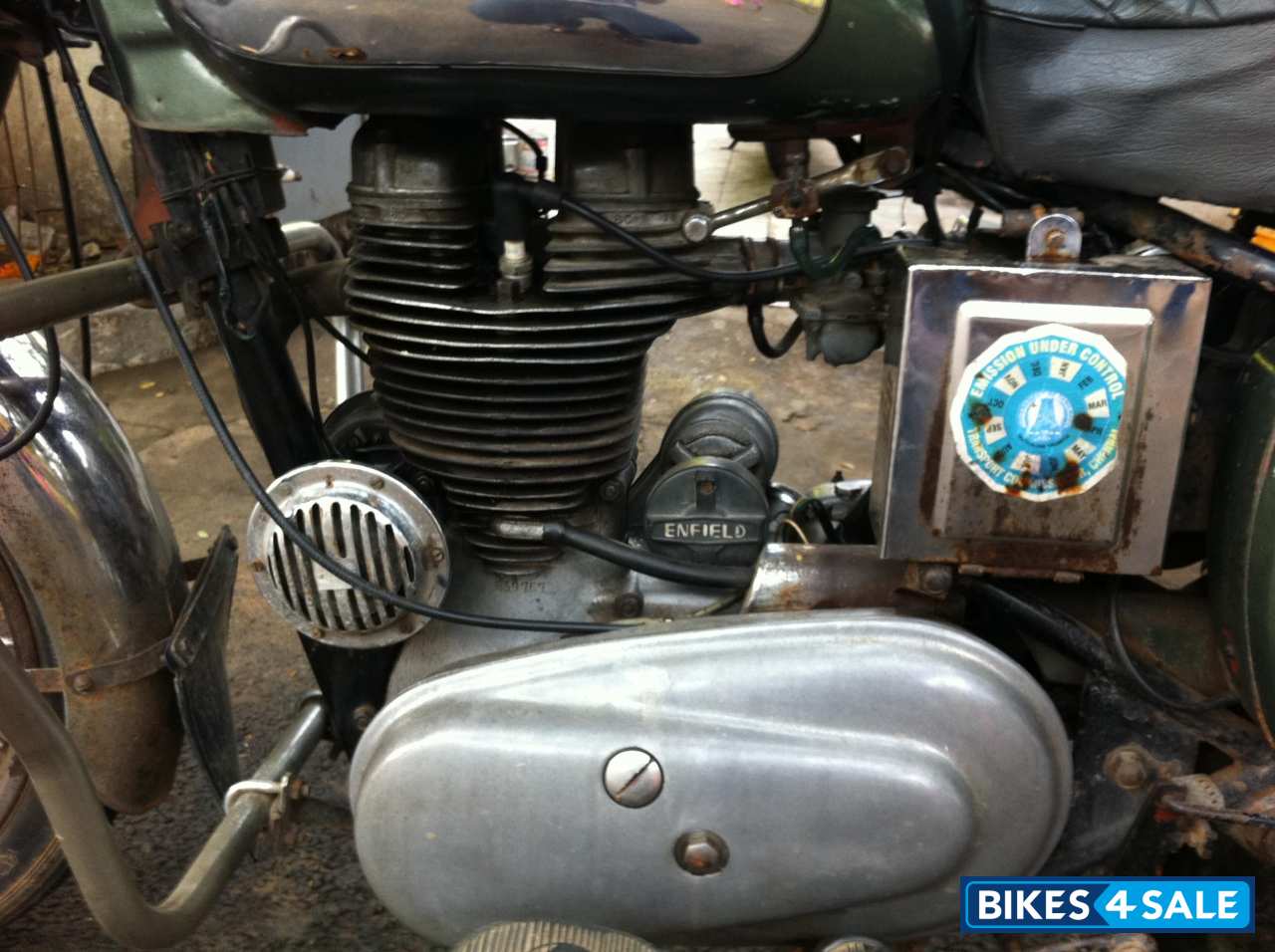 Green Royal Enfield Bullet Standard 350