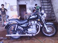 Blue Royal Enfield Thunderbird TwinSpark 350