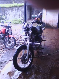 Blue Royal Enfield Thunderbird TwinSpark 350