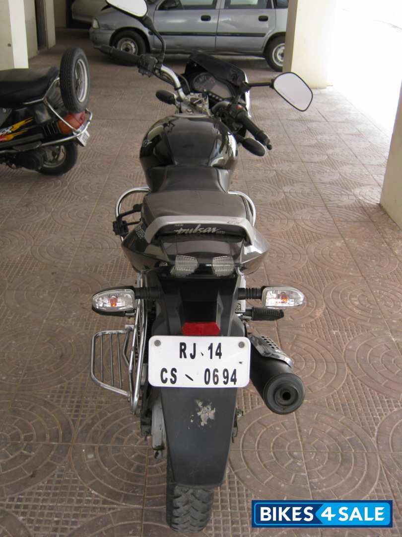 Black Bajaj Pulsar 150 DTSi Black Bajaj Pulsar 150 DTSi
