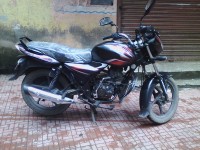 Black.red& Silver Stripes Bajaj Discover 100 DTS-Si