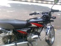 Black Bajaj KB 125