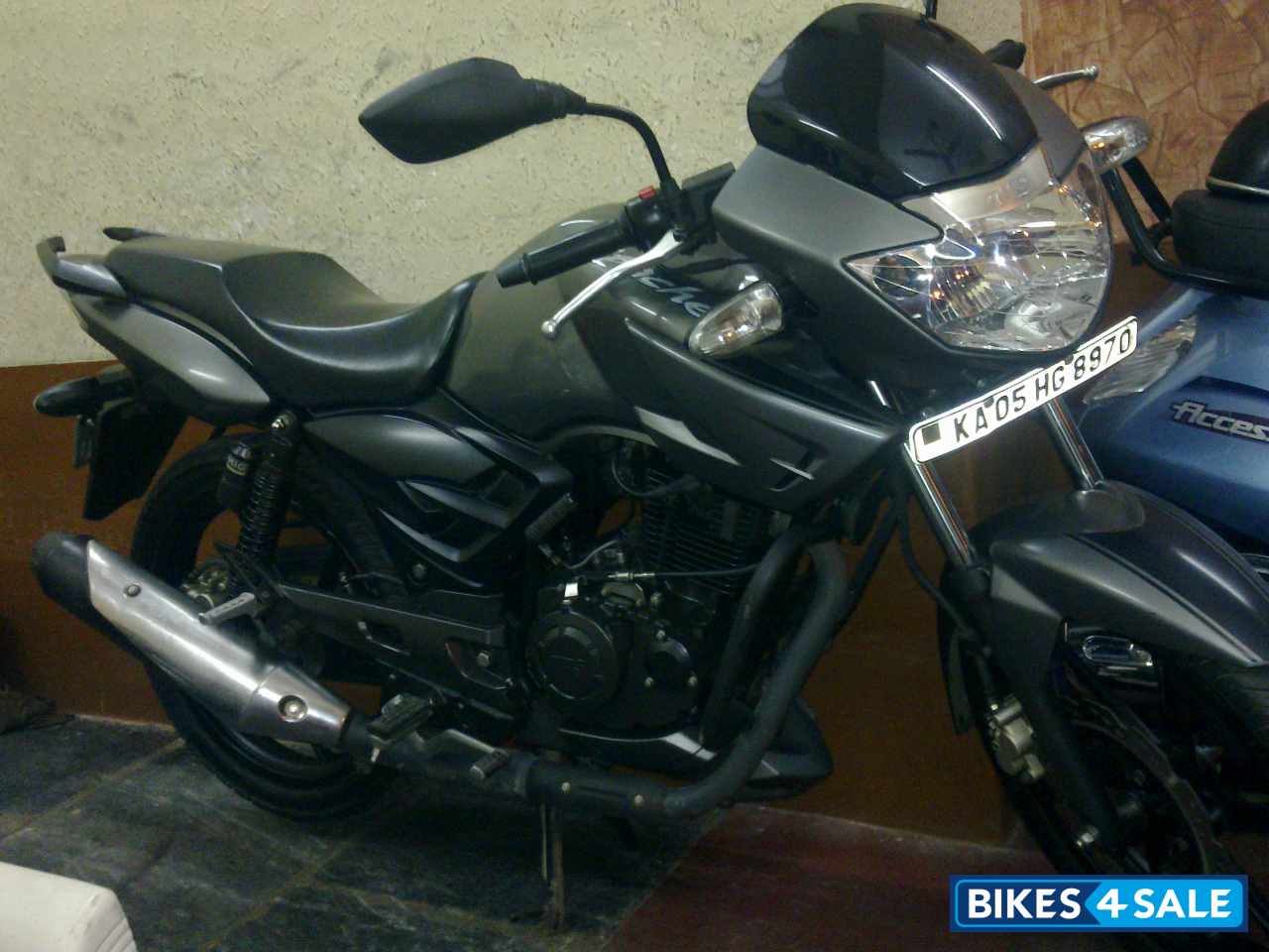 Grey TVS Apache RTR 160 Grey TVS Apache RTR 160