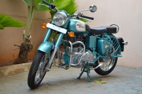 Green Royal Enfield Classic 500