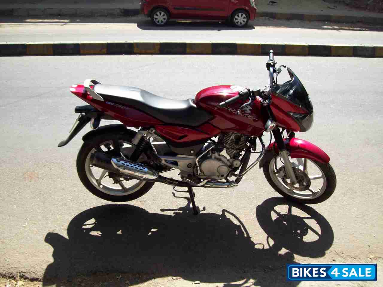 Red Bajaj Pulsar 150 DTSi