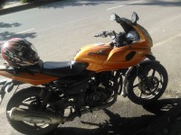 Bajaj Pulsar 220 DTSi 2010 Model
