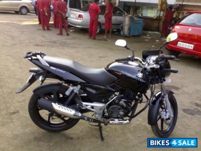 Black Bajaj Pulsar 180 DTSi