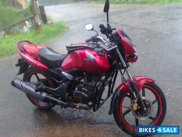 Red Honda Unicorn Sporty