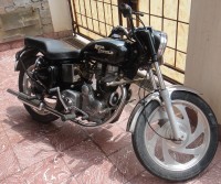Black Royal Enfield Bullet Electra 4S