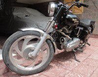 Black Royal Enfield Bullet Electra 4S