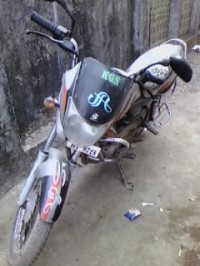 Silver Bajaj Wind 125