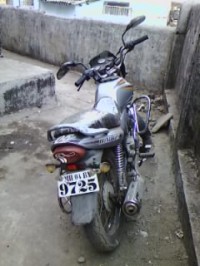 Silver Bajaj Wind 125