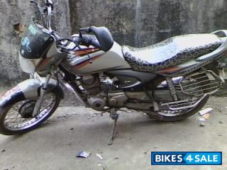 Silver Bajaj Wind 125